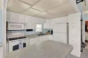 10851 S Ocean Dr, Jensen Beach, FL 34957 - Photo 11
