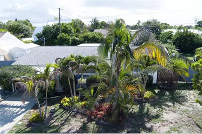 8695 SE Janice Drive, Hobe Sound, FL 33455 - Photo 31