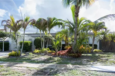 8695 SE Janice Drive, Hobe Sound, FL 33455 - Photo 1