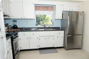 8695 SE Janice Dr, Hobe Sound, FL 33455 - Photo 11