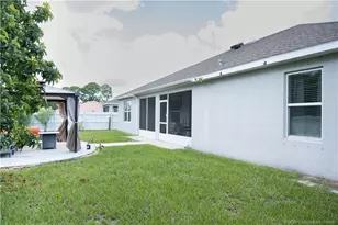 1780 SW Buttercup Ave, Port Saint Lucie, FL 34953 - Photo 11