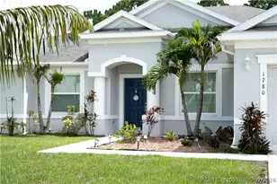 1780 SW Buttercup Ave, Port Saint Lucie, FL 34953 - Photo 3