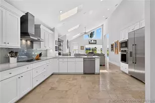 6943 SE Harbor Cir, Stuart, FL 34996 - Photo 17