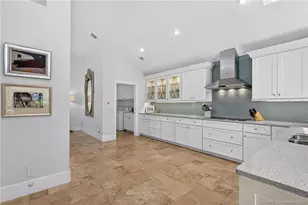 6943 SE Harbor Cir, Stuart, FL 34996 - Photo 7