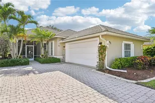 4516 NW Wandering Oak Ct, Jensen Beach, FL 34957 - Photo 3