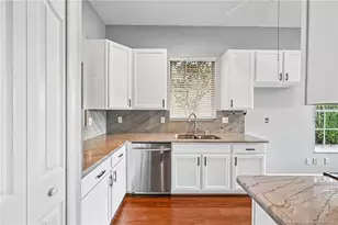 4516 NW Wandering Oak Ct, Jensen Beach, FL 34957 - Photo 17