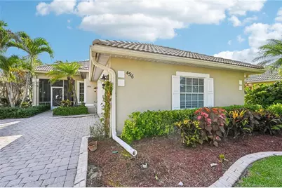 4516 NW Wandering Oak Court, Jensen Beach, FL 34957 - Photo 13