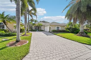 4516 NW Wandering Oak Ct, Jensen Beach, FL 34957 - Photo 11