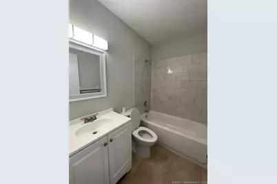 661 Hernando Street #7, Fort Pierce, FL 34949 - Photo 7