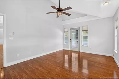 672 SE Pin Oak Terrace, Stuart, FL 34997 - Photo 37