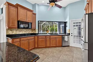 672 SE Pin Oak Terrace, Stuart, FL 34997 - Photo 27