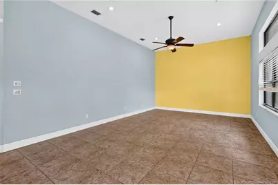 672 SE Pin Oak Terrace, Stuart, FL 34997 - Photo 19