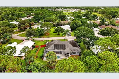 672 SE Pin Oak Terrace, Stuart, FL 34997 - Photo 73