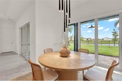 10405 Northbrook Circle, Palm Beach Gardens, FL 33412 - Photo 9