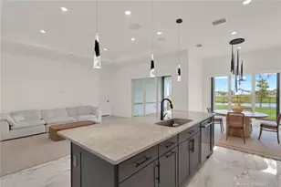 10405 Northbrook Cir, Palm Beach Gardens, FL 33412 - Photo 7