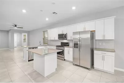 10214 SW Captiva Drive, Port Saint Lucie, FL 34987 - Photo 17