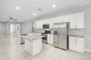 10214 SW Captiva Dr, Port Saint Lucie, FL 34987 - Photo 17