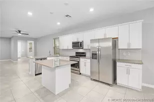 10214 SW Captiva Dr, Port Saint Lucie, FL 34987 - Photo 17
