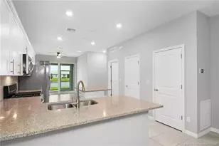 10214 SW Captiva Dr, Port Saint Lucie, FL 34987 - Photo 9