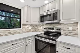 211 SW South River Dr, Stuart, FL 34997 - Photo 19
