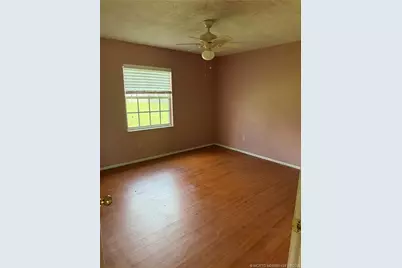 2470 SE University Terrace, Port Saint Lucie, FL 34952 - Photo 7