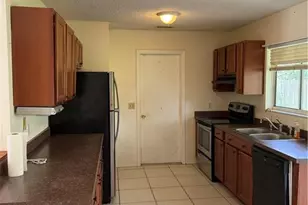 2470 SE University Terrace, Port Saint Lucie, FL 34952 - Photo 5