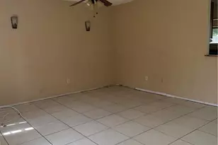 2470 SE University Terrace, Port Saint Lucie, FL 34952 - Photo 3
