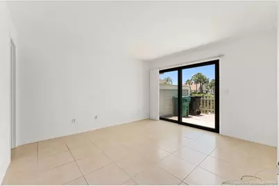 1496 SE Colchester Circle, Port Saint Lucie, FL 34952 - Photo 5