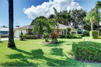 446 NE Vanda Terrado, Jensen Beach, FL 34957 - Photo 5