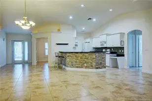 446 NE Vanda Terrado, Jensen Beach, FL 34957 - Photo 9