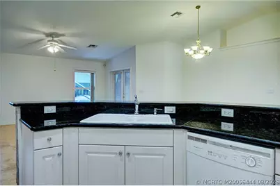 446 NE Vanda Terrado, Jensen Beach, FL 34957 - Photo 9