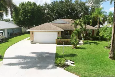 446 NE Vanda Terrado, Jensen Beach, FL 34957 - Photo 33