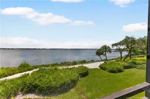 2568 NW Seagrass Dr, Palm City, FL 34990 - Photo 11
