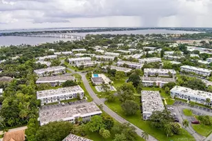 2929 SE Ocean Blvd, Stuart, FL 34996 - Photo 33