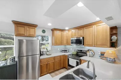2929 SE Ocean Boulevard #147-5, Stuart, FL 34996 - Photo 7
