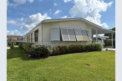 7704 SE Saratoga Drive, Hobe Sound, FL 33455 - Photo 7