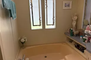 7704 SE Saratoga Dr, Hobe Sound, FL 33455 - Photo 15