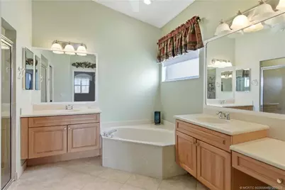 437 NW Sunview Way, Port Saint Lucie, FL 34986 - Photo 13