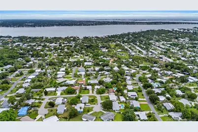 1126 SE Alamanda Lane, Stuart, FL 34996 - Photo 47