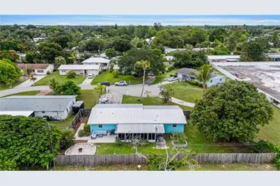 1126 SE Alamanda Lane, Stuart, FL 34996 - Photo 45