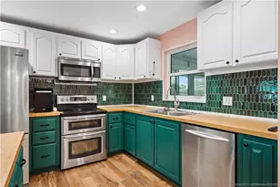 1126 SE Alamanda Ln, Stuart, FL 34996 - Photo 17