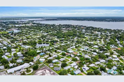 1126 SE Alamanda Lane, Stuart, FL 34996 - Photo 49
