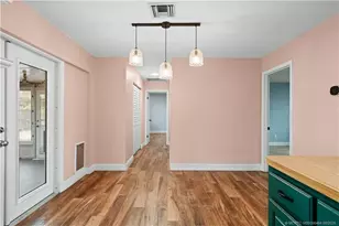 1126 SE Alamanda Ln, Stuart, FL 34996 - Photo 21