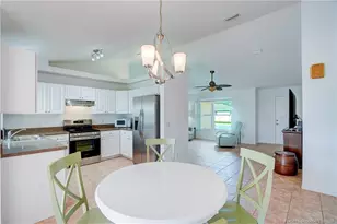 2007 SE Heathwood Cir, Port Saint Lucie, FL 34952 - Photo 13