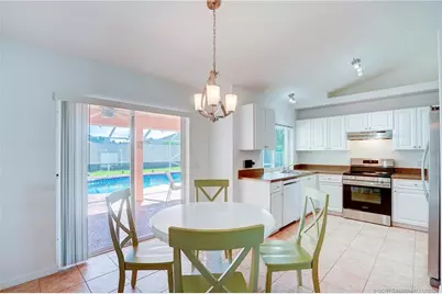 2007 SE Heathwood Circle, Port Saint Lucie, FL 34952 - Photo 11