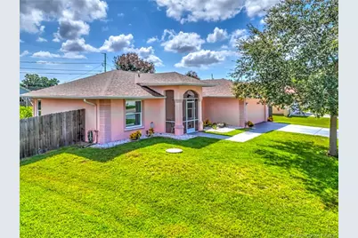 2007 SE Heathwood Circle, Port Saint Lucie, FL 34952 - Photo 1