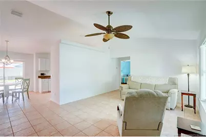 2007 SE Heathwood Circle, Port Saint Lucie, FL 34952 - Photo 9