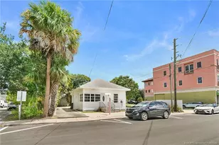 309 SE Denver Ave, Stuart, FL 34994 - Photo 1