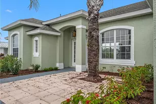 1949 SE Doverbrook St, Port Saint Lucie, FL 34983 - Photo 3