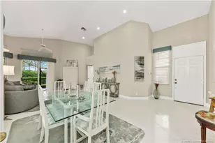 2251 NW Seagrass Dr, Palm City, FL 34990 - Photo 3